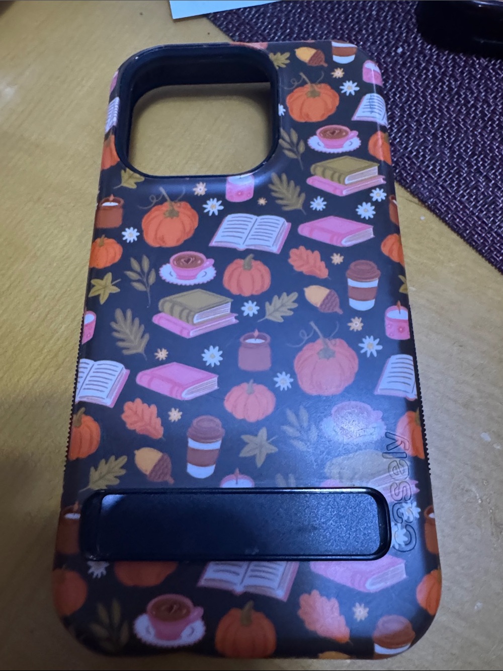 Casely Autumn Pumpkin Pattern iPhone 15 pro Case with stand